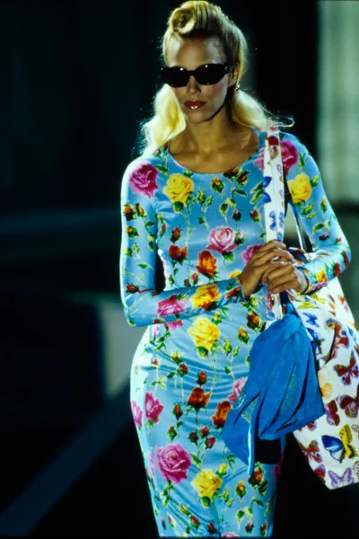 Look 15